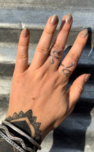 Load image into Gallery viewer, Adjustable Serpent Ring
